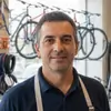 Juan Ignacio Monteverde - Propietario de una tienda de bicicletas y accesorios
